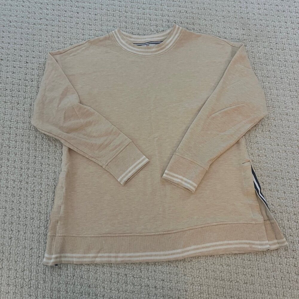 Vineyard Vines Dream Cloth Super Soft Cream Crew Side Slits in Medium